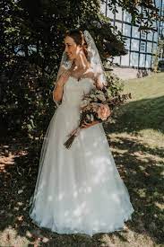 Check spelling or type a new query. Brautkleid Adele Gr 38 Sample Braut Shop Perfect Day