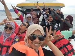 Combine bangkok, one of the most vibrant and exciting cities in the world; Pakej Travel Bajet Pakej Ke Krabi Dari Penang