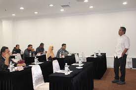 Context sentences for penerangan in english. Pegawai Penerangan In English Nurfazilawati Binti Yunus Sistem Direktori Pegawai Learn Penerangan In English Translation And Other Related Translations From Indonesian To English San Kalop