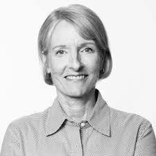 Lisa Speer's Instagram, Twitter & Facebook