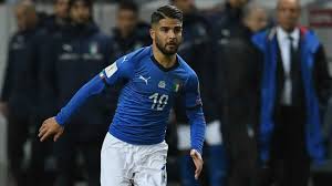 Notizie su lorenzo insigne a napoli. Lorenzo Insigne Sulle Sue Spalle Il Destino Dell Italia