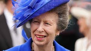 Eileen Bennett's Instagram, Twitter & Facebook