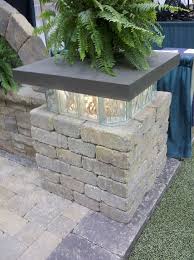I Love The Look Of This Glowing Glass Block It Makes A Beautiful Soft Light Hinterhofbeleuchtung Gartengestaltung Garten