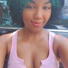 Miracle of life: Homeless woman gives birth to her baby in precarious  conditions ah the Franklyn Avenue station in Brooklyn, NY.