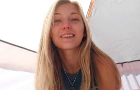 This is my old friend Tabatha Barr Tabby Barr Tabby Barr if anyone has seen  her or knows of her whereabouts please speak up! Her family and friends  just want her to