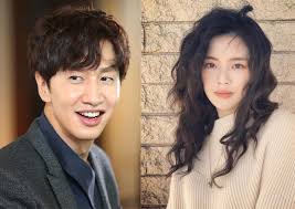 Ngày 31.12, công ty quản lý king kong entertaimnet của lee kwang soo vừa xác nhận 'hươu cao cổ' của running man đang hẹn hò với nữ diễn viên trẻ lee sun bin. Running Man S Lee Kwang Soo Is Dating 24 Year Old Actress Lee Sun Bin Entertainment News Asiaone