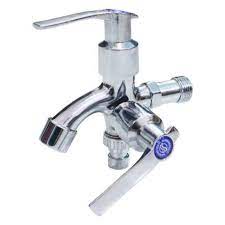 Jika anda mengusung kamar mandi bergaya vintage, pilih saja kran shower dengan model klasik dengan finishing chrome atau tembaga.sementara untuk kamar mandi bergaya modern, kran shower stainless steel dengan finishing mengkilap lebih cocok.kesan kamar mandi elegan dan minimalis pun semakin kuat. Kran Air Keran Tembok Untuk Kamar Mandi Stainles Krda 018 Kenmaster Terbaru Agustus 2021 Harga Murah Kualitas Terjamin Blibli
