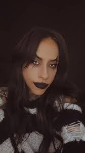 Rosemarie Blas's Instagram, Twitter & Facebook