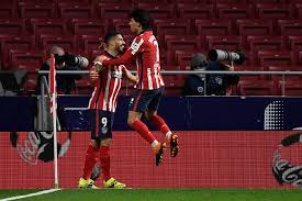 «реал» выиграл свой матч, но гол суареса стал золотым. Watch Luis Suarez And Angel Correa Put Atletico Madrid Ahead Against Valencia Football Espana