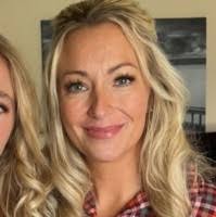 100+ "Danáe" profiles