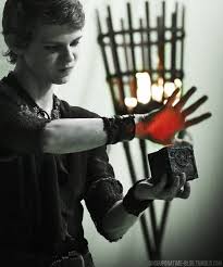 Once Upon A Time On Twitter Once Upon A Time Peter Pan Peter Pan Robbie Kay Peter Pan