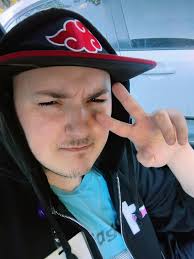 To say I'm done with tournaments is an understatement, This game needs a  serious overhaul... Let me know when the devs have managed to fix the  glaringly obvious, Make it soon, I'm