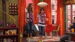 Franken-Girl Pictures | Rotten Tomatoes