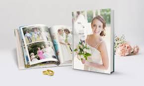 Die fotos von der hochzeit. Hochzeitsfotobuch Bequem Online Bestellen Posterxxl