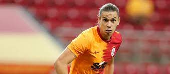 Erzurumspor ile sözleşmesini fesheden taylan antalyalı, galatasaray ile 2023 yılına kadar sözleşme imzaladı. Taylan Antalyali Her Gun Kendimi Gelistirmeye Calisiyorum Galatasaray Org