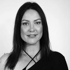 Introducing the Cast of IT'S ONLY A PLAY! . Eileen Trilli as “Pat” Austin  Gillian Schroeder as Julia Budder Phil Eberhardt as Ira Drew Huck Hirsch as  Frank Finger Bonnie Grice as