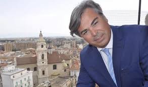 Landella era stato eletto nel 2014 e riconfermato nel 2019, aveva poi rassegnato. Il Dono Tradito Franco Landella E L Etica Pubblica Bonculture