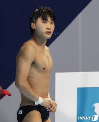• korean diver • 2016 rio olympian • team korea team kspo. Zqd9cb338hj Vm