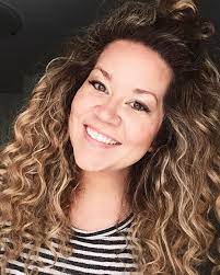 6 Likes 2 Comments Katie Waldow Therealkatiewaldow On Instagram Loving This Dew Drops Coconut Gel Hig Straight Hairstyles Curly Hair Styles Hair Styles