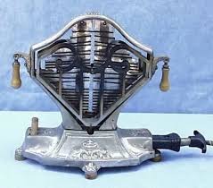 Antique Toaster Http Www Antiqbuyer Com Toasters Html Mobilier De Salon Vintage Electro