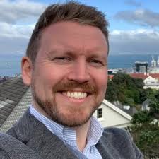 Caroline Murphy (@carolineomurchu)