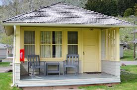 The surrounding area of mammoth hot springs hotel is absolutely spectacular! Observe The Wildlife At Yellowstone S Mammoth Hot Springs Hotel Cabins