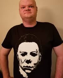 Showing off my Michaela Myers shirt 🧡🍂