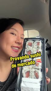 Experimentando sushi de supermercado 🍣 #sushi #experimentando #provando  #comidademercado #comidajaponesa