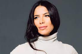 At the age of 18, she and her family moved to montréal, canada. Zaho Je Voudrais Fonder Une Famille