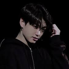 South korean singer and dancer, jeon … 7 Jungkook Dark Theme Ideen Schwarzer Hintergrund Wallpaper Jungkook Hintergrundbilder Schwarz Weiss
