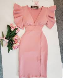 نعووومه البينك ودرجاته الاول دخل نفسي شرايكم اي ستايل عجبكم فساتين ناعمه وست African Fashion Dresses Fashion Dresses African Print Fashion Dresses