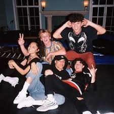 #coinslot #jesser #2hype here is some behind the scenes of me working on jessers painting for his studio set up!!make sure to follow @jesser on his youtube. Best Halloween Hype House Pictures