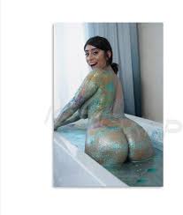 Amazon.com: CJINSON Violet Myers Sexy Busty Actress Poster Indoor Aesthetic  Poster (9) Canvas Poster Bedroom Decor Office Room Decor Gift Unframe-style  20x30inch(50x75cm): Posters & Prints