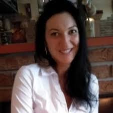 Diana Brant's Instagram, Twitter & Facebook