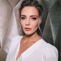 Michelle Bellucci's Instagram, Twitter & Facebook