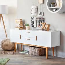 Hellgrau Weiss Und Holz Sind Erfrischend Naturlich Bild 10 Living At Home