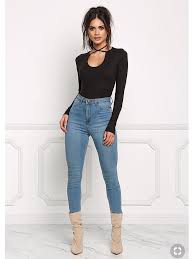 Pin By Bo Jackson On Sophia Miacova High Waisted Jeans Outfit Fashion Outfits Con Jeans