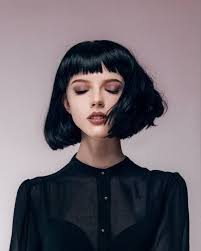 Dark Tone Inspirations Op Black Friday Harvaekst Frisure Portraet