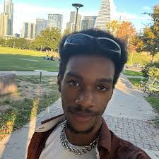 Xavier Todd's Instagram, Twitter & Facebook