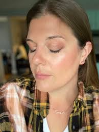 Contour ME by Carrie