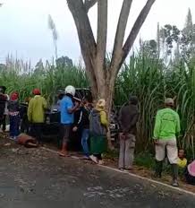 Komik hijabolic arisan sudah waktunya pulang ini sangat tepat sekali disaat sedang susasana ramadhan seperti sekarang ini. Tyo85tf53gn5lm