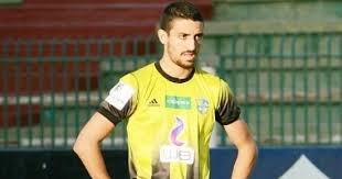 إصابة طاهر محمد طاهر لاعب الأهلي ومغادرته لمباراة سونيديب. Ù„Ø§Ø¹Ø¨ Ø§Ù„Ø£Ù‡Ù„ÙŠ Ø§Ù„Ù‡Ø§Ø±Ø¨ Ø§Ù„Ù‚Ù„Ø¹Ø© Ø§Ù„Ø­Ù…Ø±Ø§Ø¡ Ù…Ù„ÙŠØ¦Ø© Ø¨Ù…ÙˆØ§Ù‡Ø¨ Ø£ÙØ¶Ù„ Ù…Ù† Ø·Ø§Ù‡Ø± Ù…Ø­Ù…Ø¯ Ø·Ø§Ù‡Ø± Ø§Ù„ÙˆÙØ¯