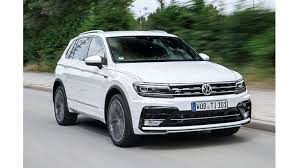 Being a smaller car, the karoq is a chunk of money cheaper than the tiguan. Suv Als Caravan Zugwagen Top 25 Modelle 2020 Caravaning