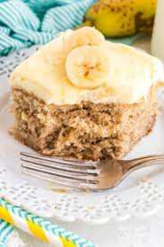 This Banana Cake Using Cake Mix Is Positively Delicious Easy To Make And Is Topped With An Amazing Banana Flavored In 2021 Banana Cake Banana Pudding Cake Mix Recipes