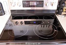 Place the towel over the baking soda and vinegar on the stovetop. The Best Way To Clean A Glass Cooktop Clean Glass Cooktop Cleaning Glass Stove Top Glass Cooktop