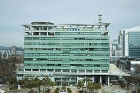 '여성인 척 접근' 아동·청소년 65명 성착취‥26세 최찬욱 신상공개. ë¯¸ì„±ë…„ìž ì„± ì°©ì·¨ë¬¼ 6ì²œ954ê°œ ì œìž'í•œ 26ì„¸ ìµœì°¬ìš± ì‹ ìƒ ê³µê°œ í•œê²½ë‹·ì»´