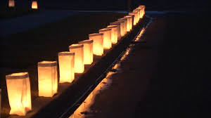 A Unique Christmas Eve Tradition Shines Bright In Fresno With The Ellery Way Luminaries Abc30 Fresno