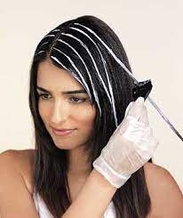 Dye It Yourself Hair Color Colored Hair Tips Diy Highlights Hair At Home Hair Color
