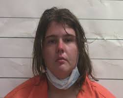 Woman facing murder charges after man she cut with broken bottle in  Mid-City dies, NOPD says