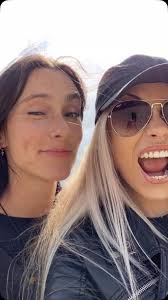 ᴍɪᴀ ᴡɪɴᴛᴇʀ ᴡᴀʟʟᴀᴄᴇ (ᴏꜰꜰɪᴄɪᴀʟ) (@miawinterwallace_official) • Instagram  photos and videos